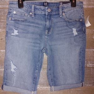 GAP Women's 9" Denim Bermuda Shorts, size 27R